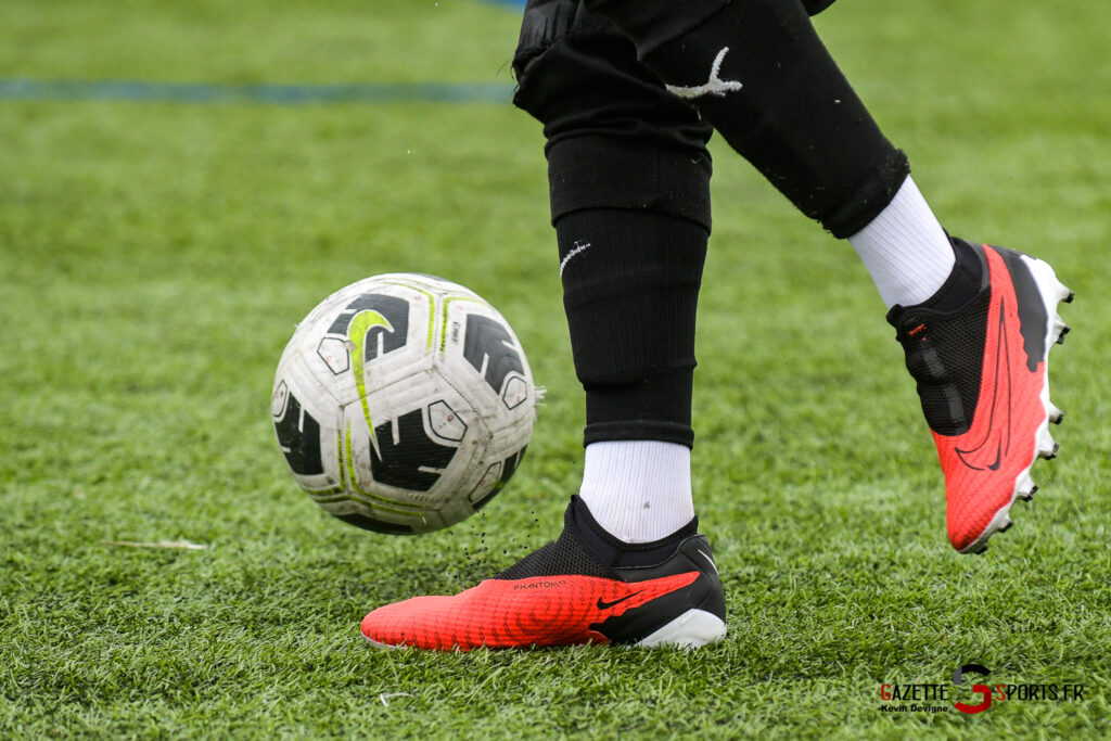 DECRYPTAGE : Comment les sportifs trouvent chaussure à leur pied ?