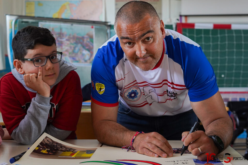 ÉDUCATION AUX MÉDIAS : Gaëtan, sa vie bascule pour le handfauteuil