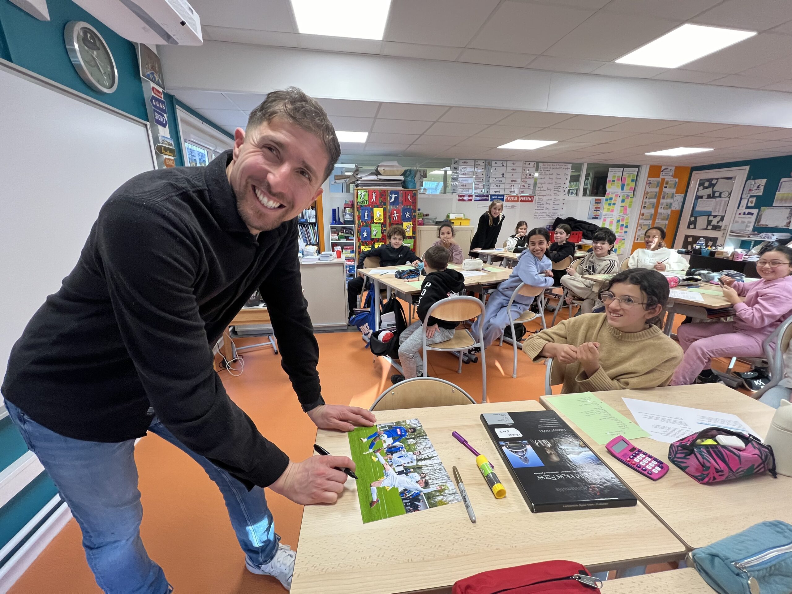 ÉDUCATION AUX MÉDIAS : Zahir Zerdab, 1er buteur du championnat algérien !